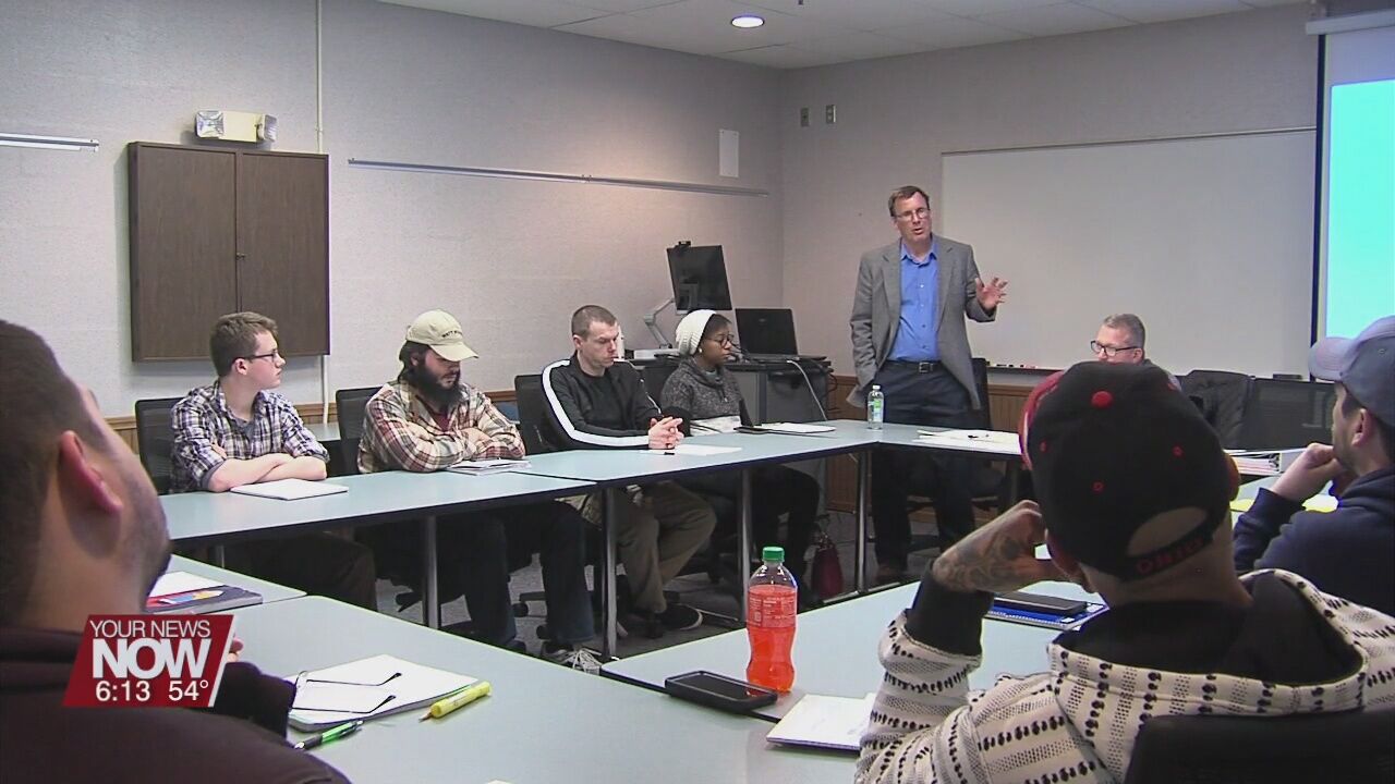 Rhodes State College offering free machine training to Lima residents to meet manufacturers needs